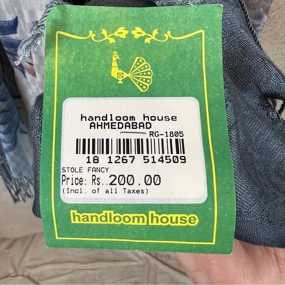 Handloom House silk floral saree stole scarf wrap - Picture 5 of 11